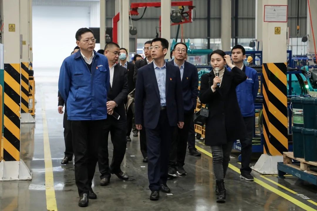 以党建促营业，以营业强党建——青岛西海岸公用事业集团考察尊龙凯时ag智能