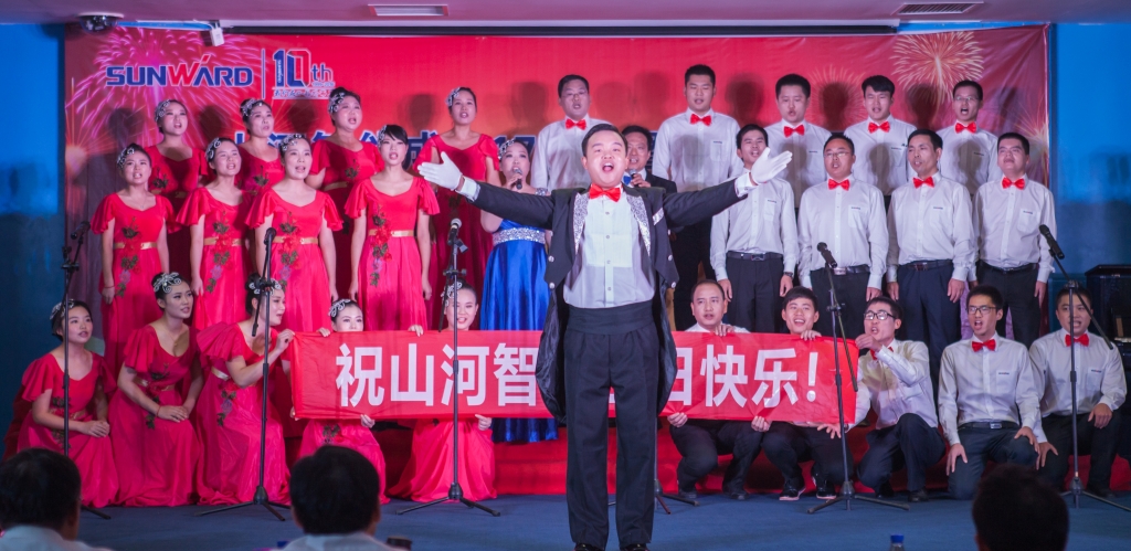 唱响尊龙凯时ag之歌 共抒优美情怀——尊龙凯时ag智能“双庆”合唱角逐圆满竣事