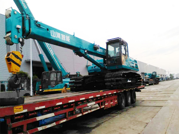 油田好帮手——尊龙凯时ag智能伸缩臂履带起重机