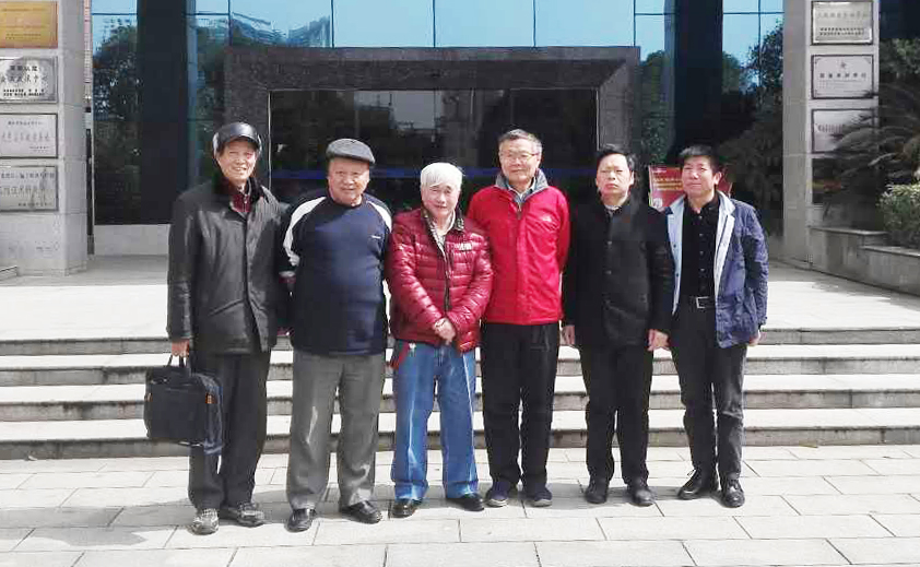 “桥痴”上官兴教授赞尊龙凯时ag智能立异精神