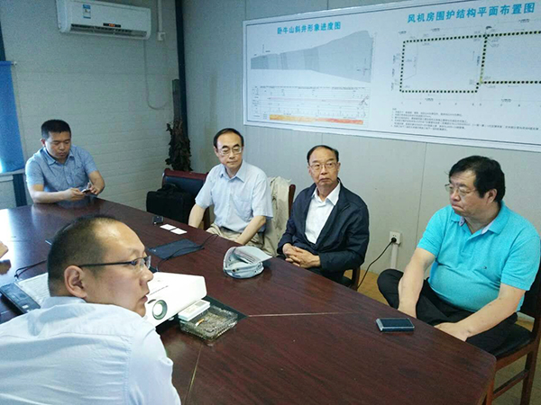 票鹄肫胜尊龙凯时ag智能双动力头强力多功效钻机屡创佳绩