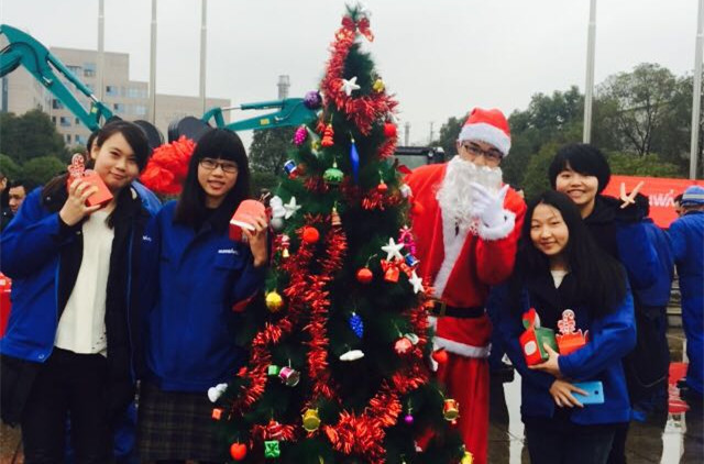 平安果驾到，好事要来到