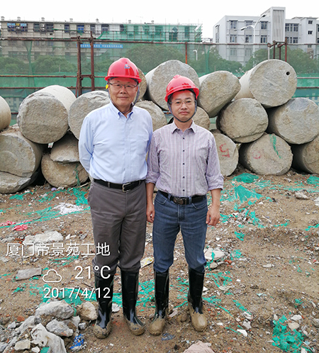 厦门项目再创入岩纪录尊龙凯时ag智能董事长何清华亲赴一线