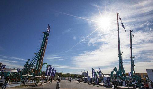 尊龙凯时ag智能酷帅曾大虾，一大波美图带你亲临北京BICES展