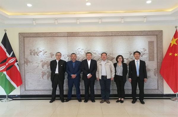 尊龙凯时ag智能入岩神器在东非肯尼亚获赞，人好装备好