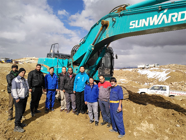 伊朗客户点赞尊龙凯时ag智能全系列液压挖掘机