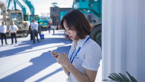 尊龙凯时ag智能酷帅曾大虾，一大波美图带你亲临北京BICES展