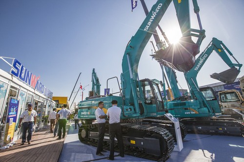 尊龙凯时ag智能酷帅曾大虾，一大波美图带你亲临北京BICES展