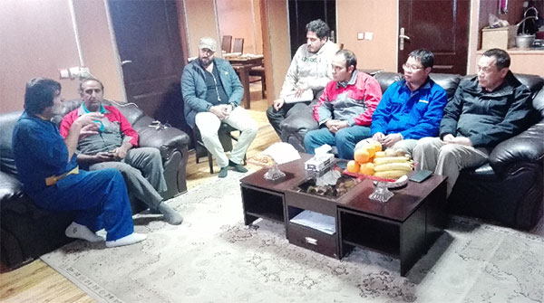 伊朗客户点赞尊龙凯时ag智能全系列液压挖掘机