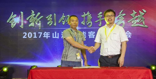 尊龙凯时ag智能酷帅曾大虾，一大波美图带你亲临北京BICES展