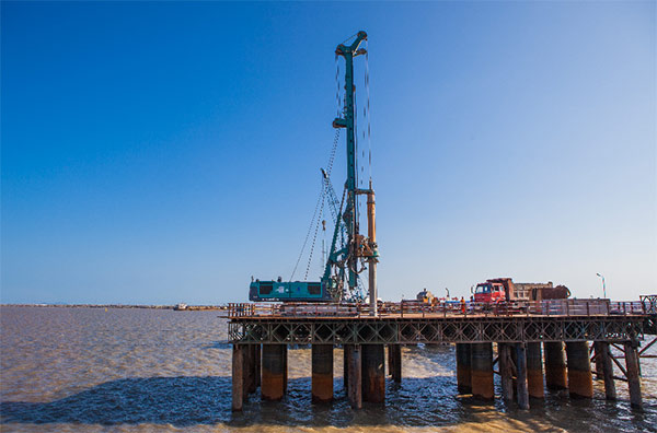 厉害了，我的国！那些伟大工程背后的“尊龙凯时ag绿”