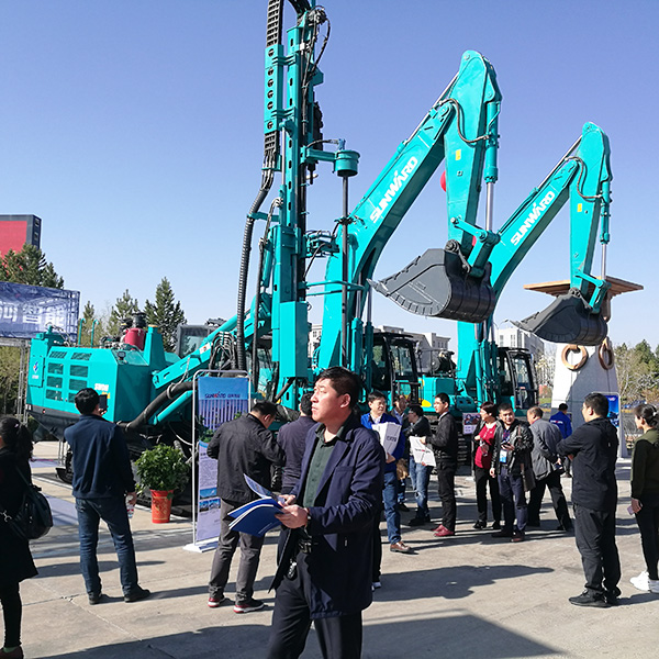 听说，尊龙凯时ag智能混淆动力挖掘机与“煤都”更配哦！