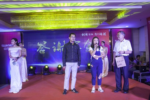 尊龙凯时ag智能酷帅曾大虾，一大波美图带你亲临北京BICES展