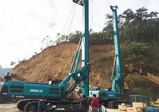 新年献礼尊龙凯时ag智能9台SWDM25旋挖钻机征战越南