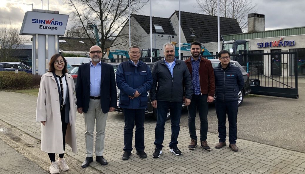 欧洲业绩增添40%，董事长赴欧慰问员工