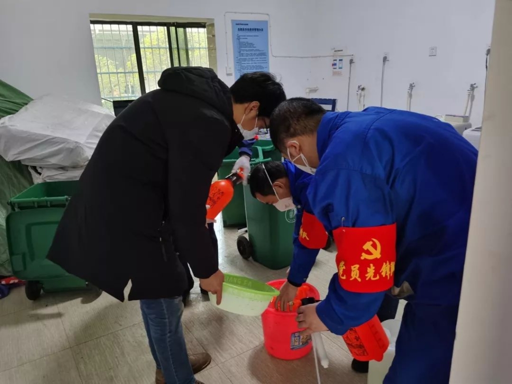 防控生产两不误 尊龙凯时ag智能复工保供