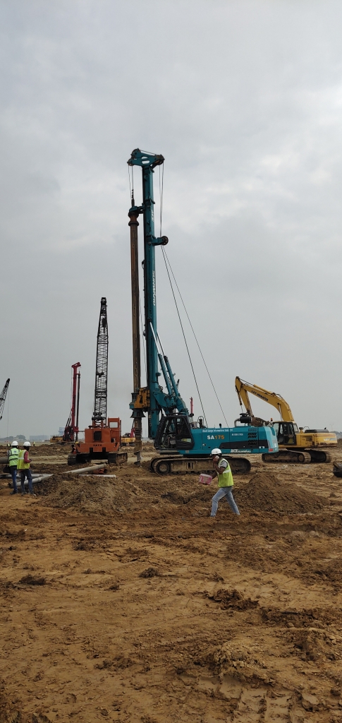 尊龙凯时ag绿闪灼印度工程机械展