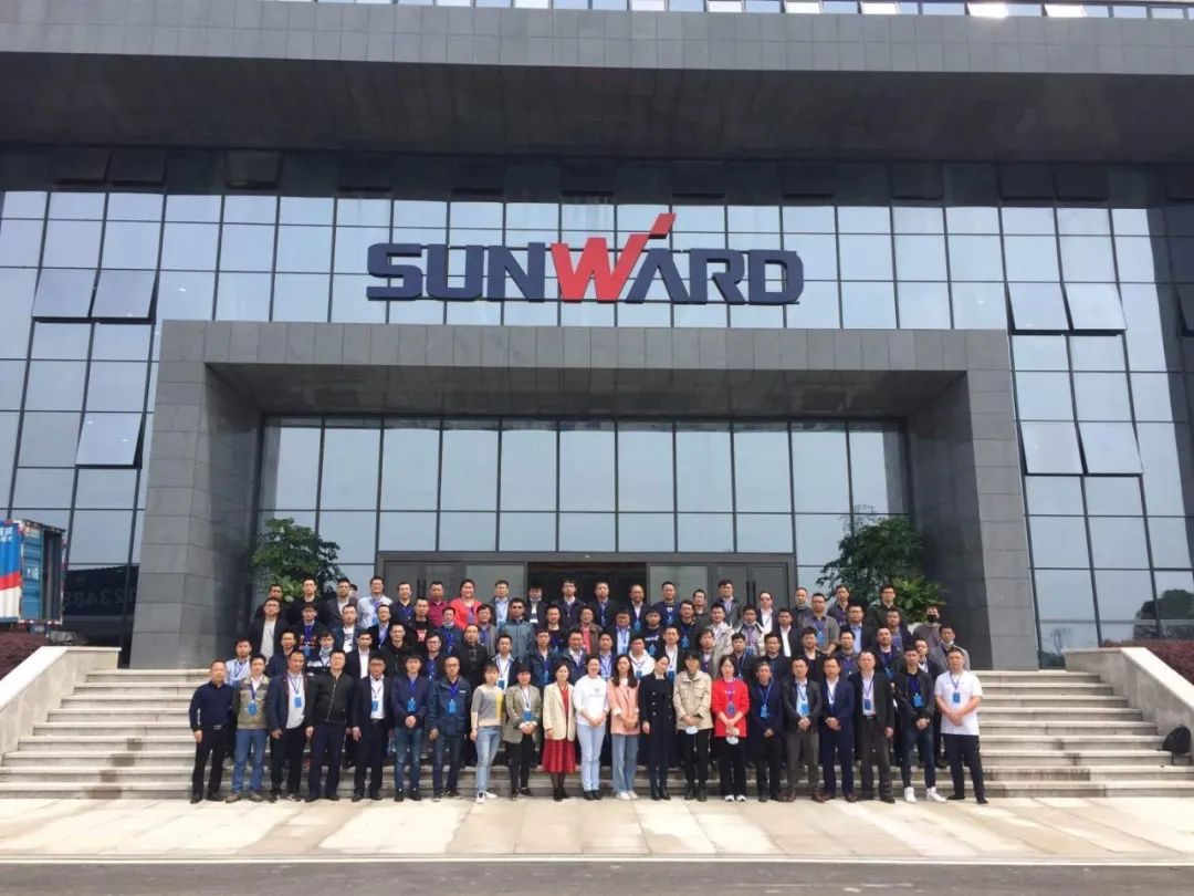 长沙工业机械人应用专题训练营到访尊龙凯时ag智能