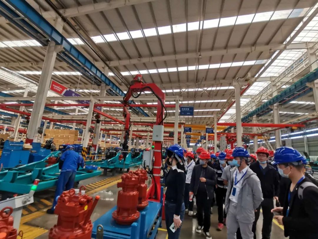 长沙工业机械人应用专题训练营到访尊龙凯时ag智能