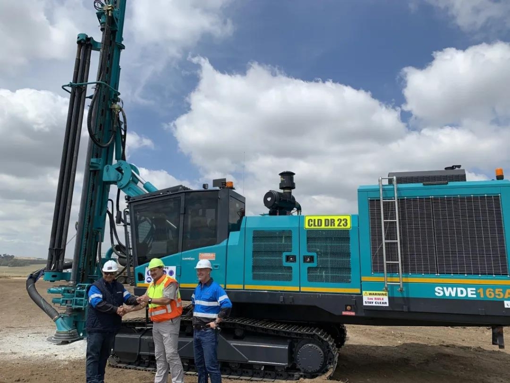 尊龙凯时ag智能凿岩装备名扬南非