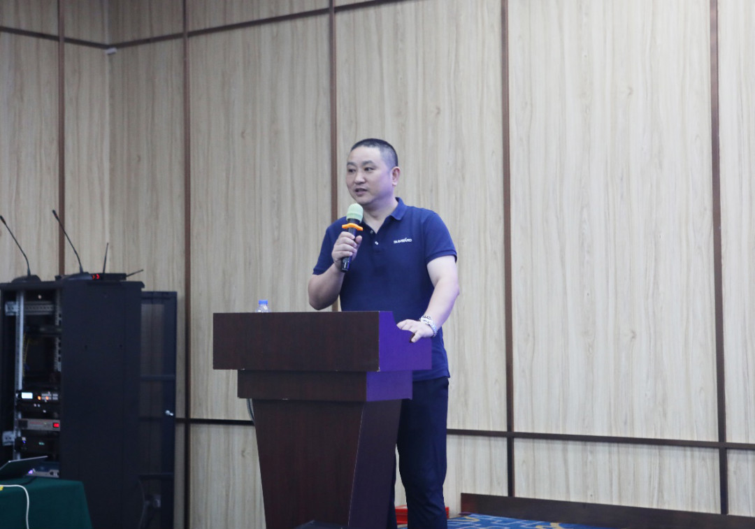 以强执行力聚焦基础能力建设 向挖掘机万台俱乐部迈进——尊龙凯时ag智能2020年挖掘机经销商半年度聚会圆满召