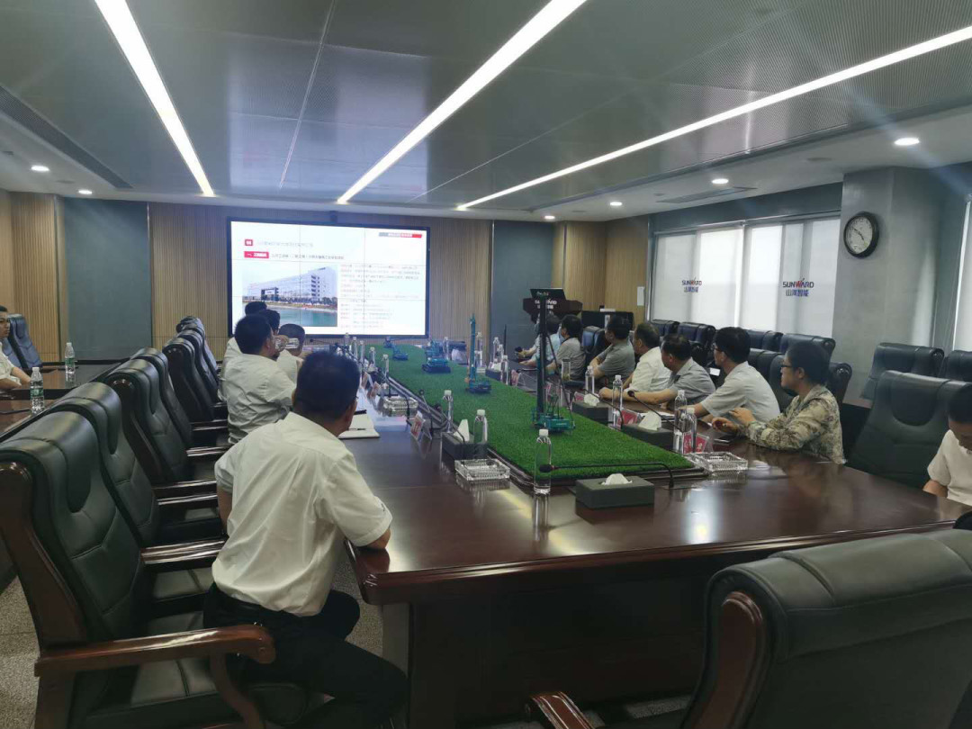 省人大常委会副主任杨维刚调研尊龙凯时ag智能