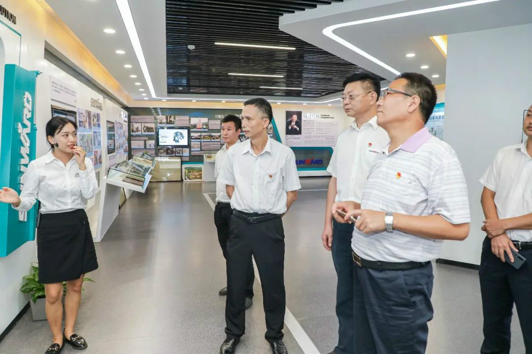 广州工控党建同盟联络员一行到尊龙凯时ag智能开展事情对接