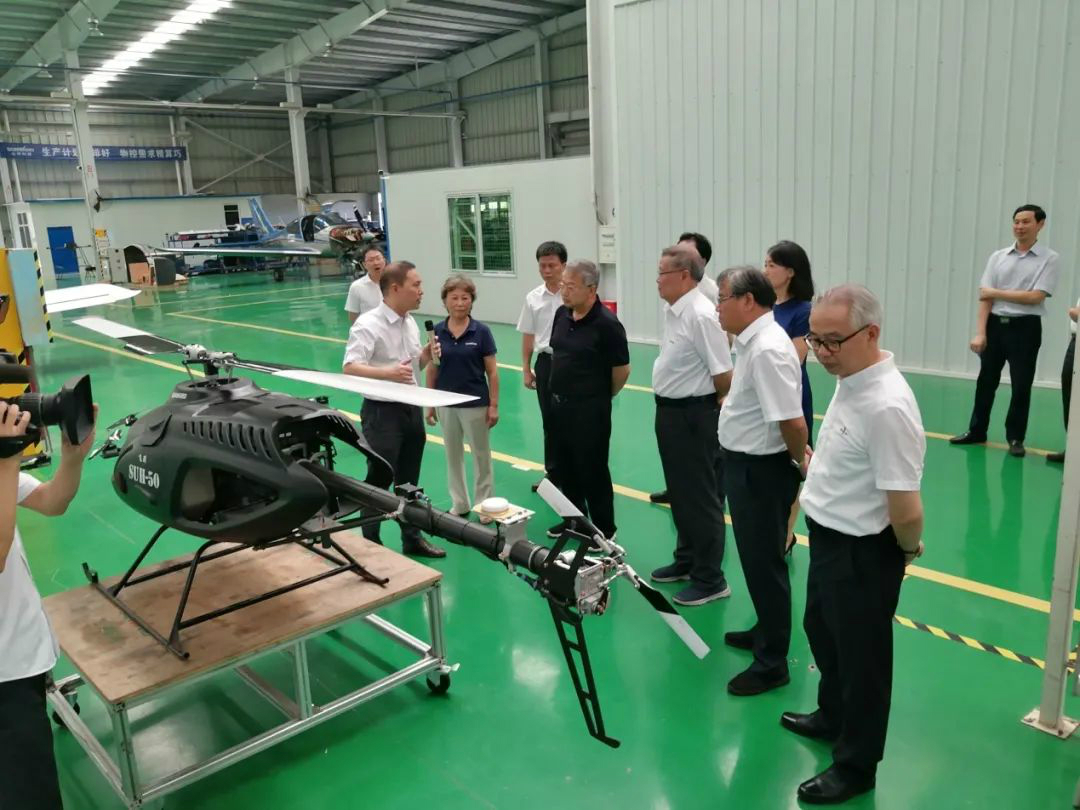 省人大常委会党组副书记、副主任王柯敏调研尊龙凯时ag智能