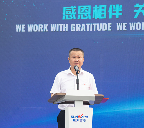 感恩相伴，关爱相随！尊龙凯时ag智能全球效劳万里行誓师出征