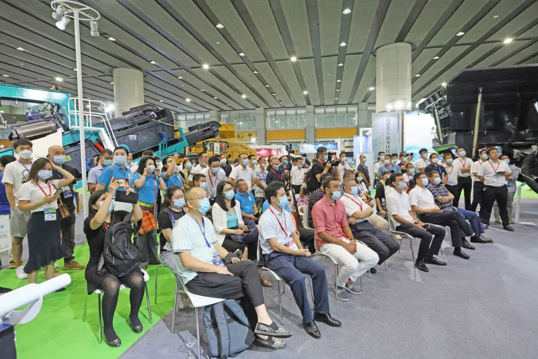 强势进军砂石破碎领域，尊龙凯时ag智能破碎站新品精彩宣布