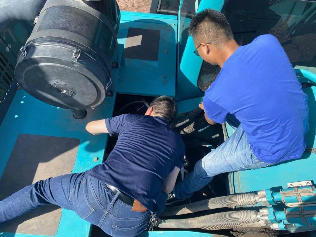 感恩相伴 关爱相随——尊龙凯时ag智能效劳万里行川陕实录