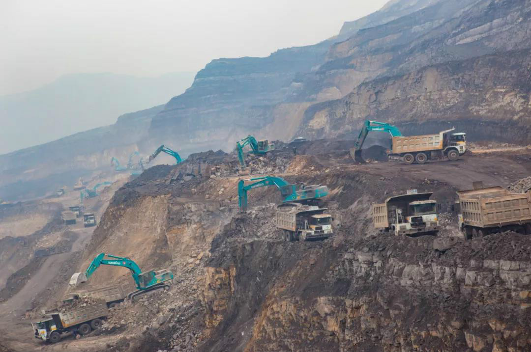 以先导式立异实现挖掘机从无到有，从小到大，从大到强！