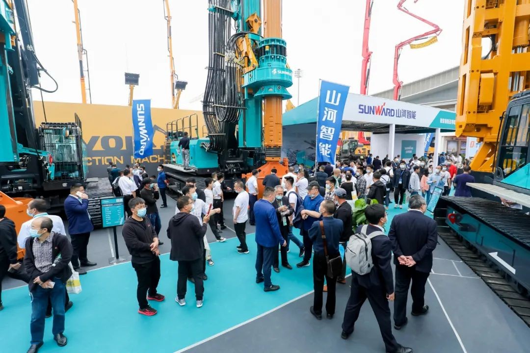 “爆品”出击！尊龙凯时ag智能客户交流会签约超8亿元