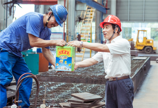 我们有清凉做伴，高温也能潇潇洒洒