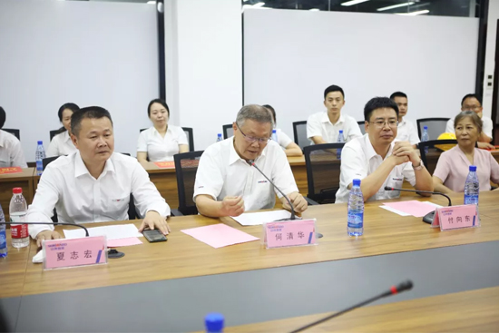 员工子女金榜题名 尊龙凯时ag家园发放奖励