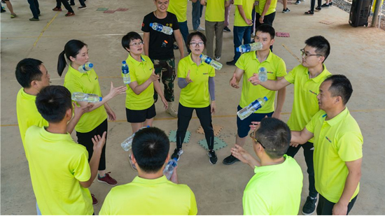 【夯基础 强执行 跨高度】2019尊龙凯时ag智能挖掘机营销公司拓展训练营顺遂开展