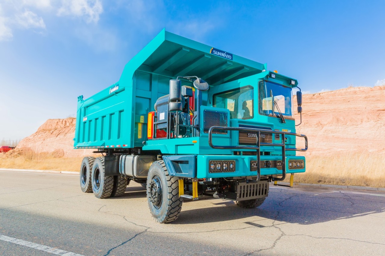 批量出口印度尼西亚！尊龙凯时ag智能智能矿卡征战矿山前线