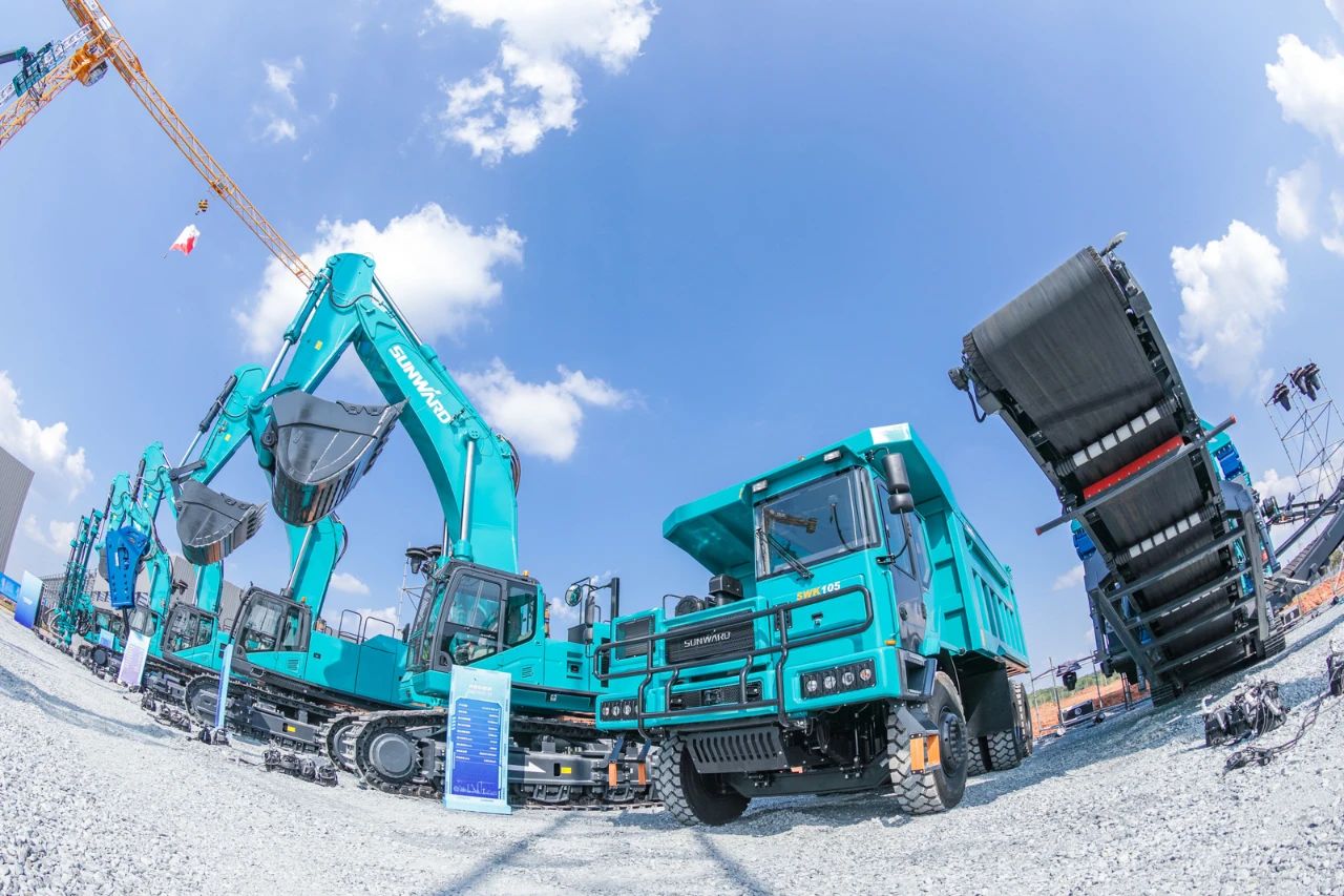 四大成套装备携手登。∽鹆盿g智能立异效果展示会交出“亮眼答卷”