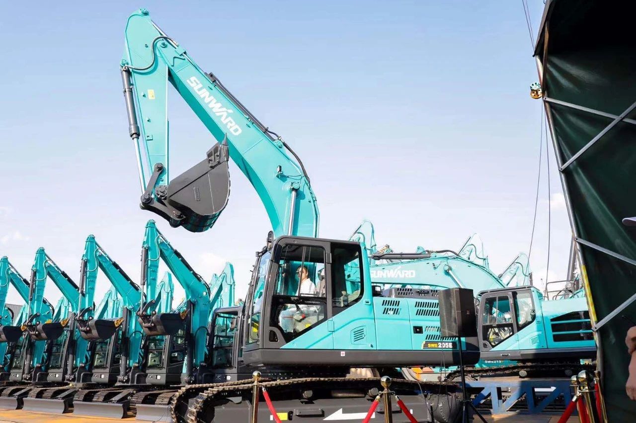 四大成套装备携手登。∽鹆盿g智能立异效果展示会交出“亮眼答卷”