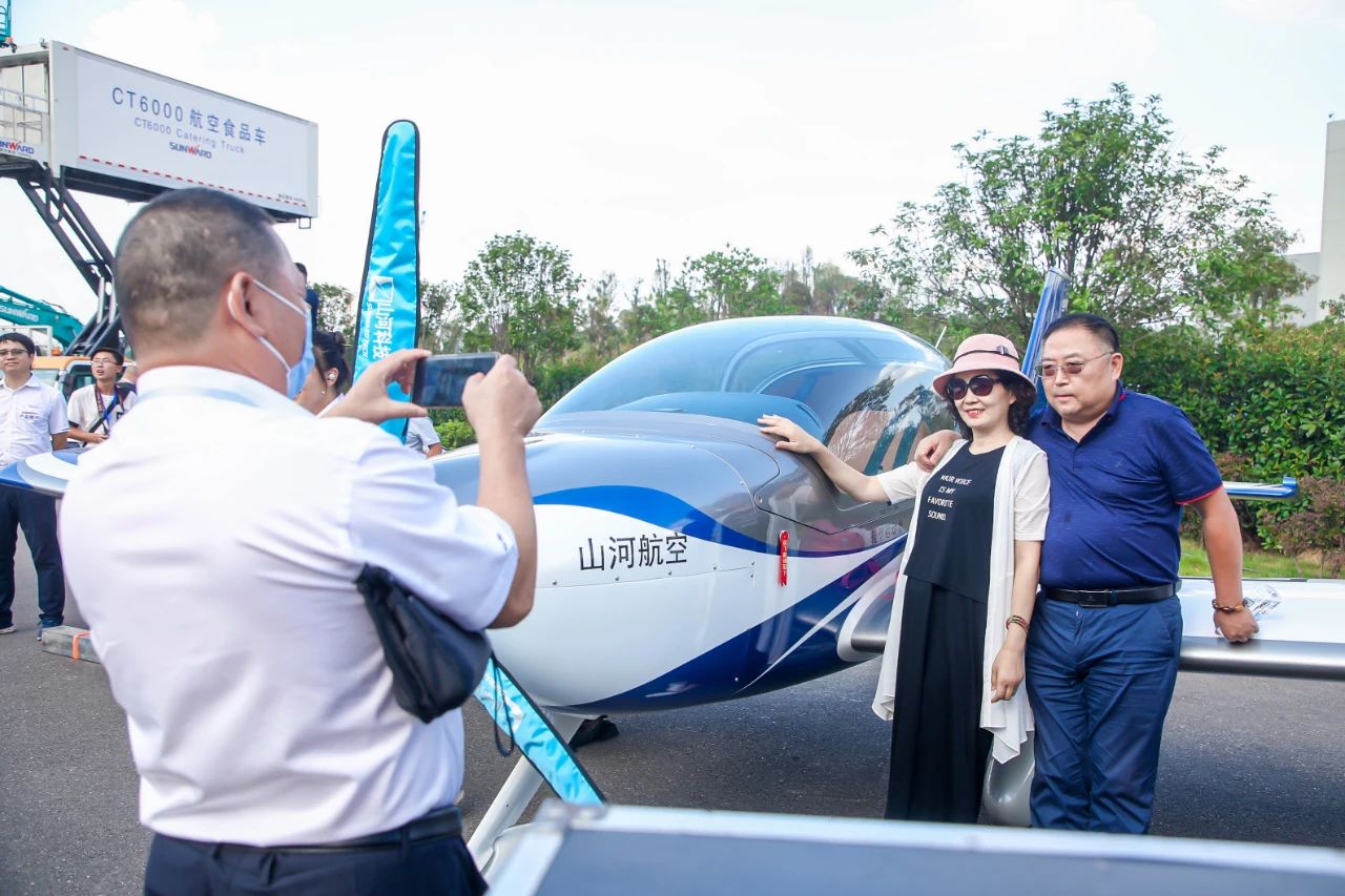 逛展超热闹！尊龙凯时ag智能效果展示会高能名时势来袭