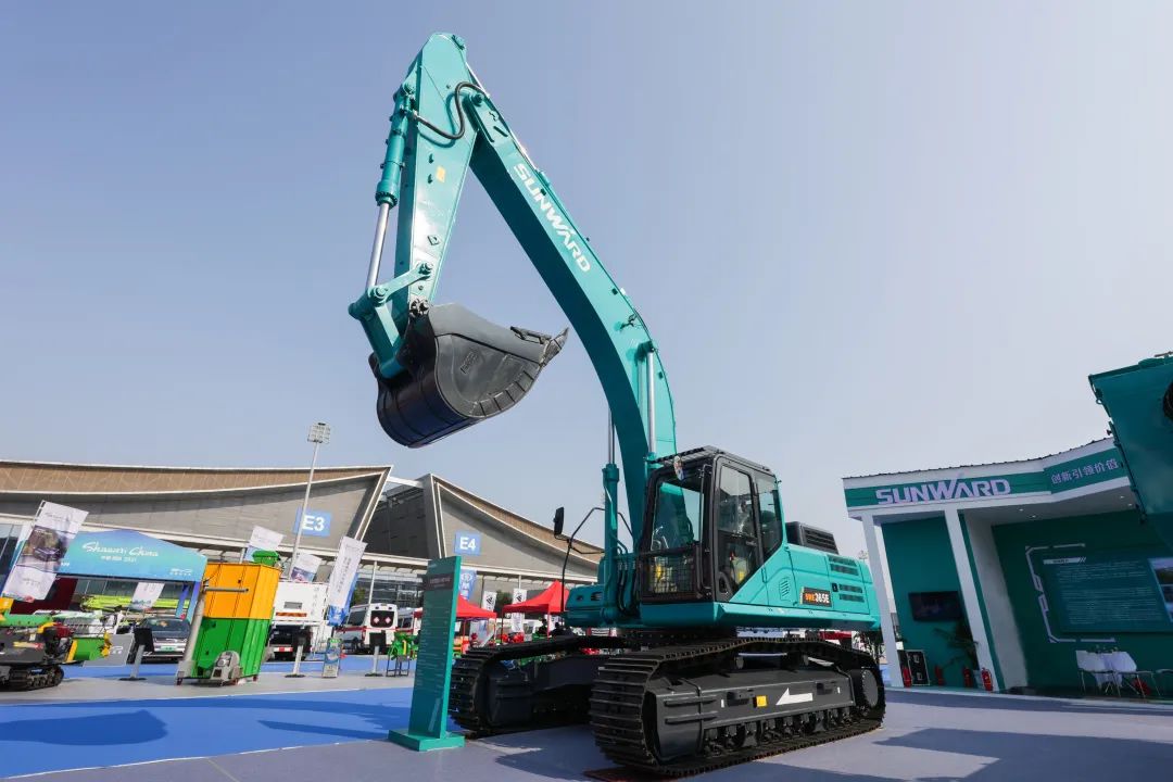 亮相中非经贸展览会！尊龙凯时ag智能尽展工程机械国产品牌魅力