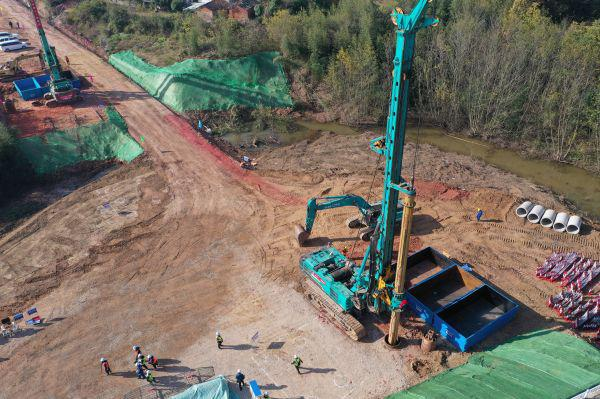 首根桩基开钻！尊龙凯时ag智能助力新建沪渝蓉高速铁路建设