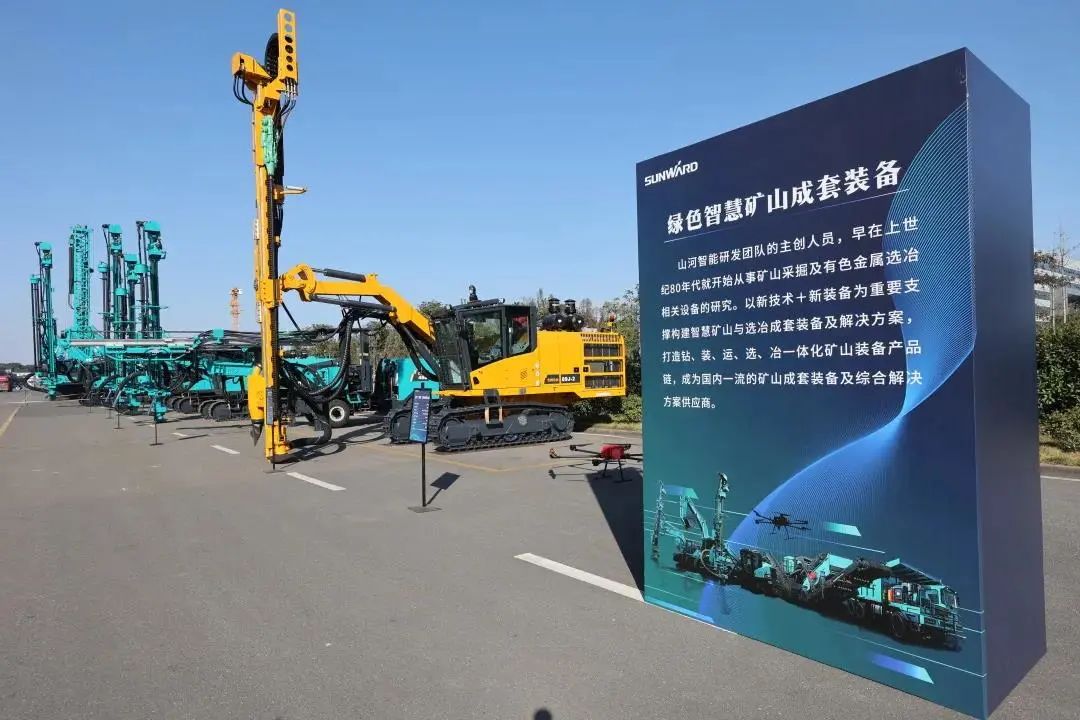 请回覆2021！邀您一起回首尊龙凯时ag智能2021年精彩瞬间