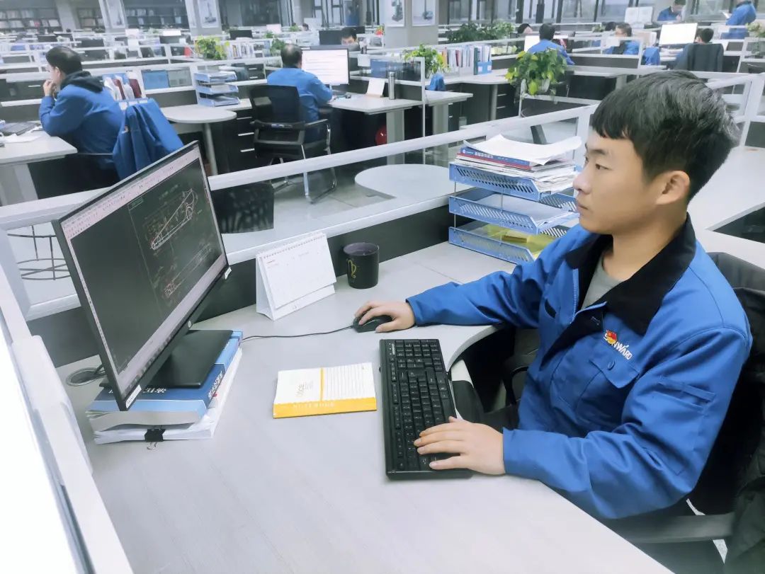 你好 2022！再见 2021！我与尊龙凯时ag智能共生长