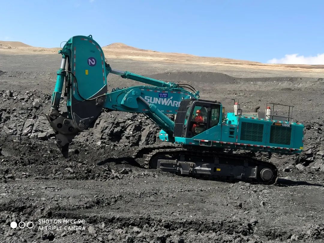 你好 2022！再见 2021！我与尊龙凯时ag智能共生长