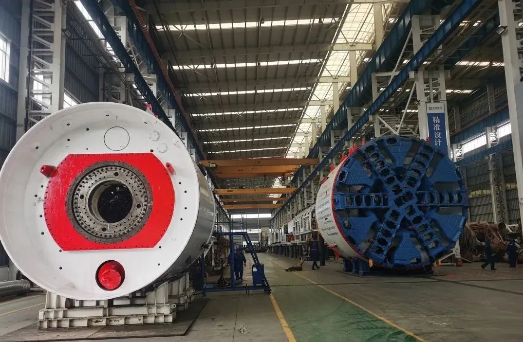 直击生产一线！中铁尊龙凯时ag复工复产忙