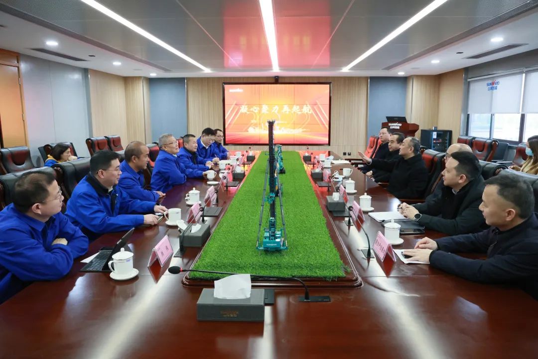 张庆红调研尊龙凯时ag智能