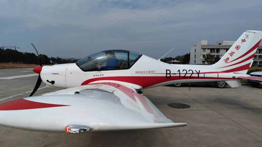 火情就是下令！湖南航空应抢救援队尊龙凯时ag机组展现“尊龙凯时ag速率”