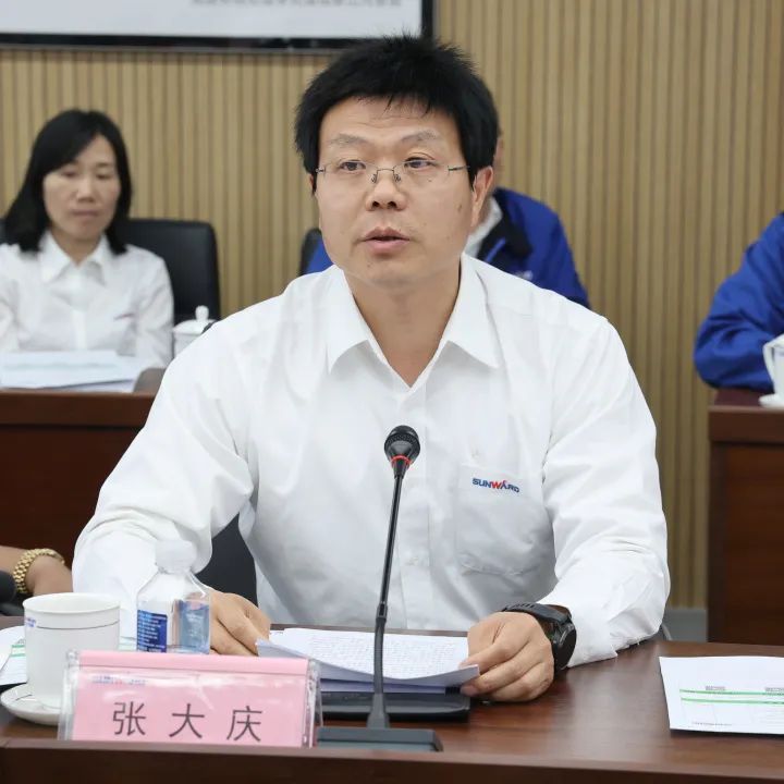 深化产学研相助！中南大学校长、中国工程院院士田红旗率团造访尊龙凯时ag智能