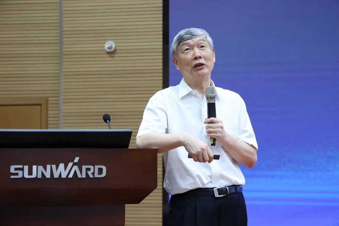 立异引领，智造未来！“2022院士专家长沙行”高端装备高质量生长钻研会盛大举行